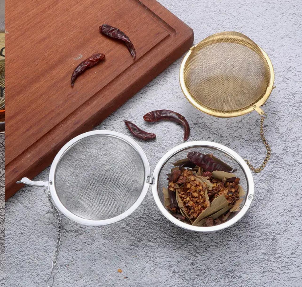 Stainless Steel Mesh Tea Infuser, 2.1 Inch Tea Ball Tea Strainer Tea Diffuser Tea Steeper for Filtering Tea